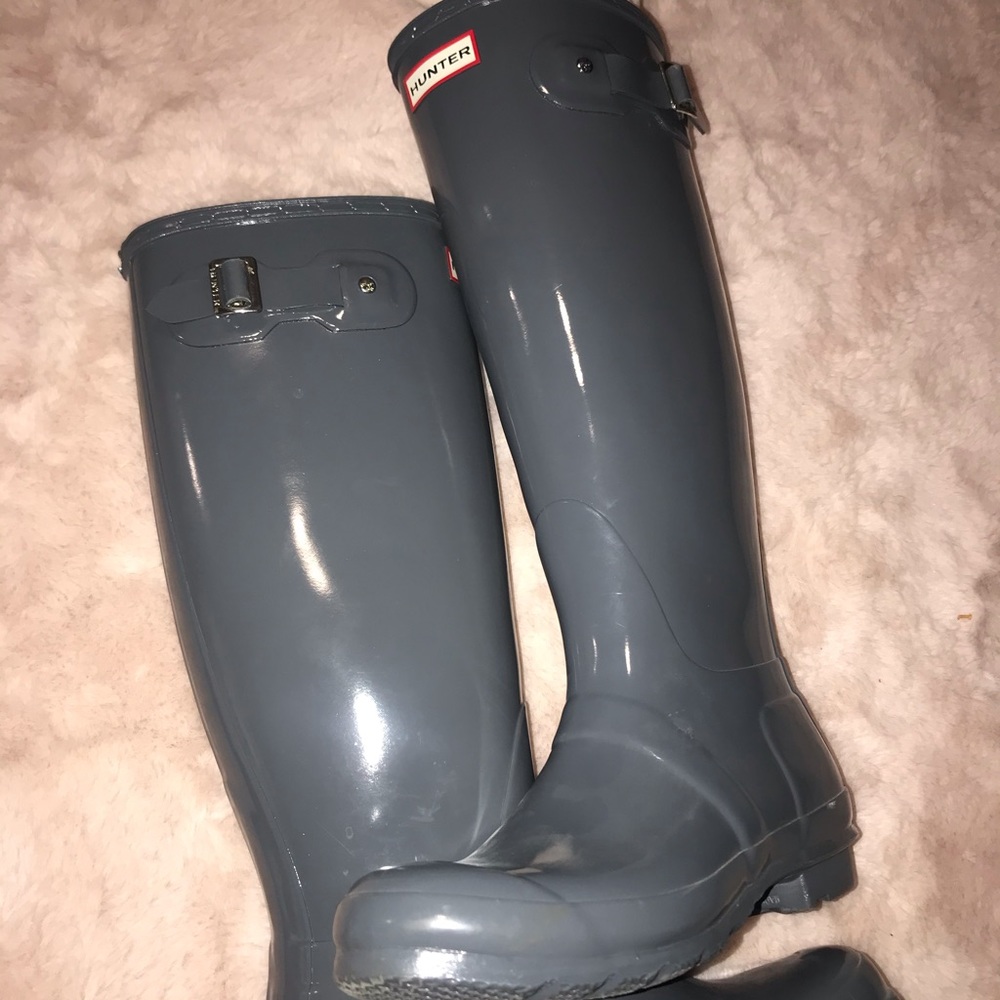 BEST DEAL: Hunter boots and socks (included free)